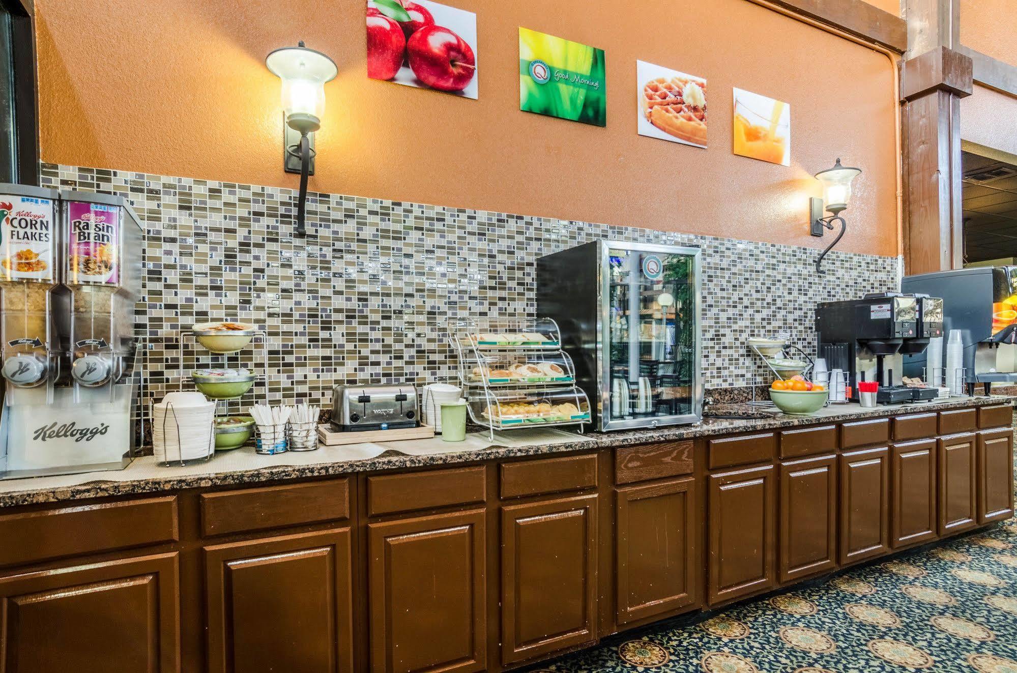Hotel Quality Arkansas North 2*
