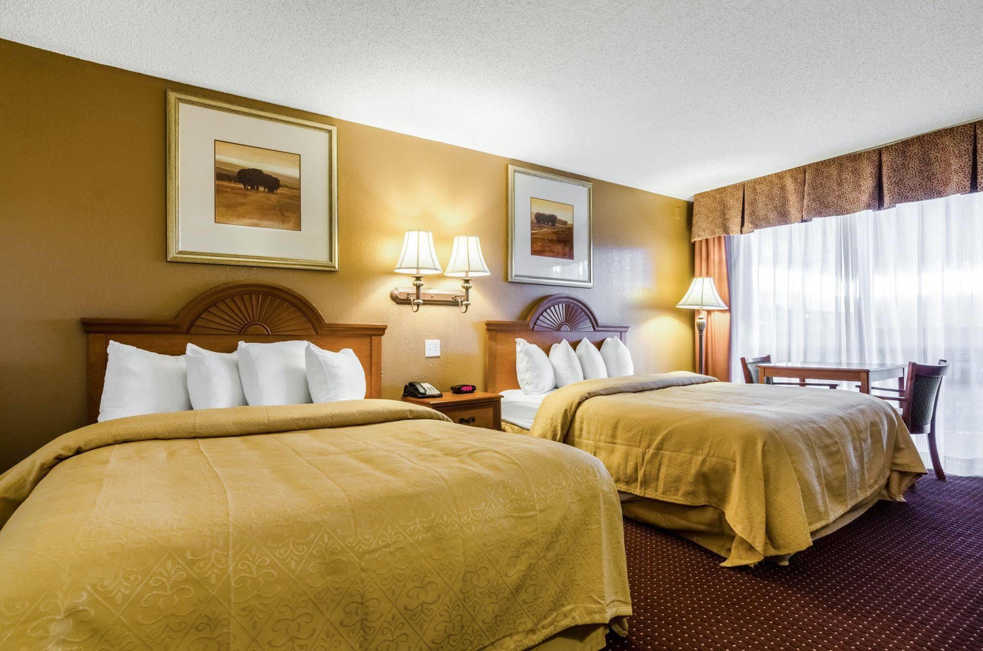 Hotel Quality Arkansas North 2*